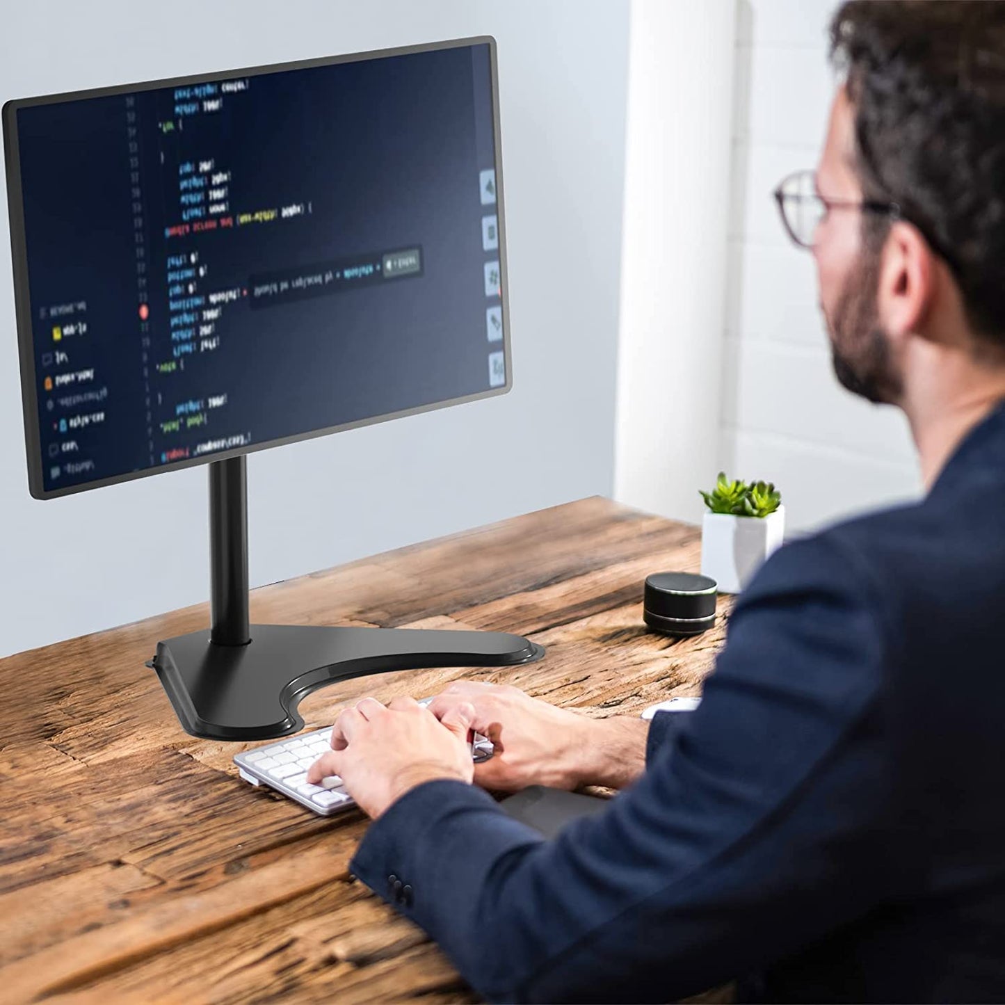 Single Monitor Stand for 13-32 Inch Computer Screens, Freestanding Single Monitor Arm Desk Mount, Universal VESA Monitor Mount 75X75/100X100Mm, Adjustable Height and Angle, (MF001), Black